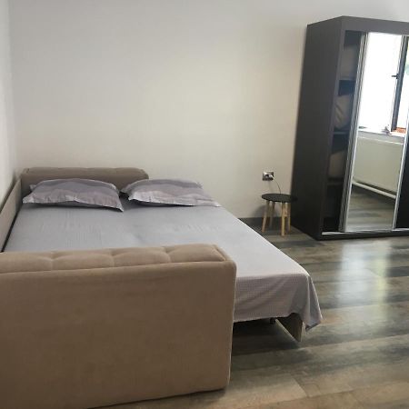 Apartamento Garso1 4You Piteşti Exterior foto